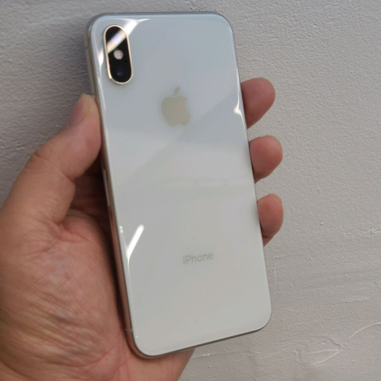 [배터리 100%] 아이폰XS 256gb 실버색상 이미지