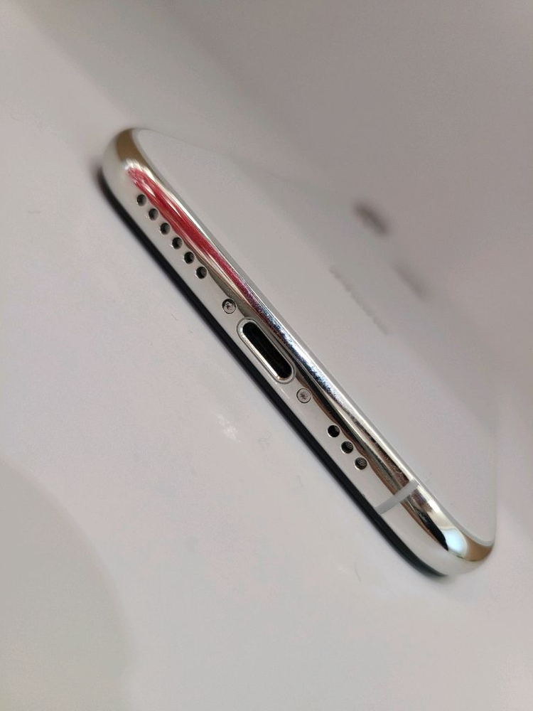 [배터리 100%]아이폰XS 256gb 실버색상 팝니다 이미지