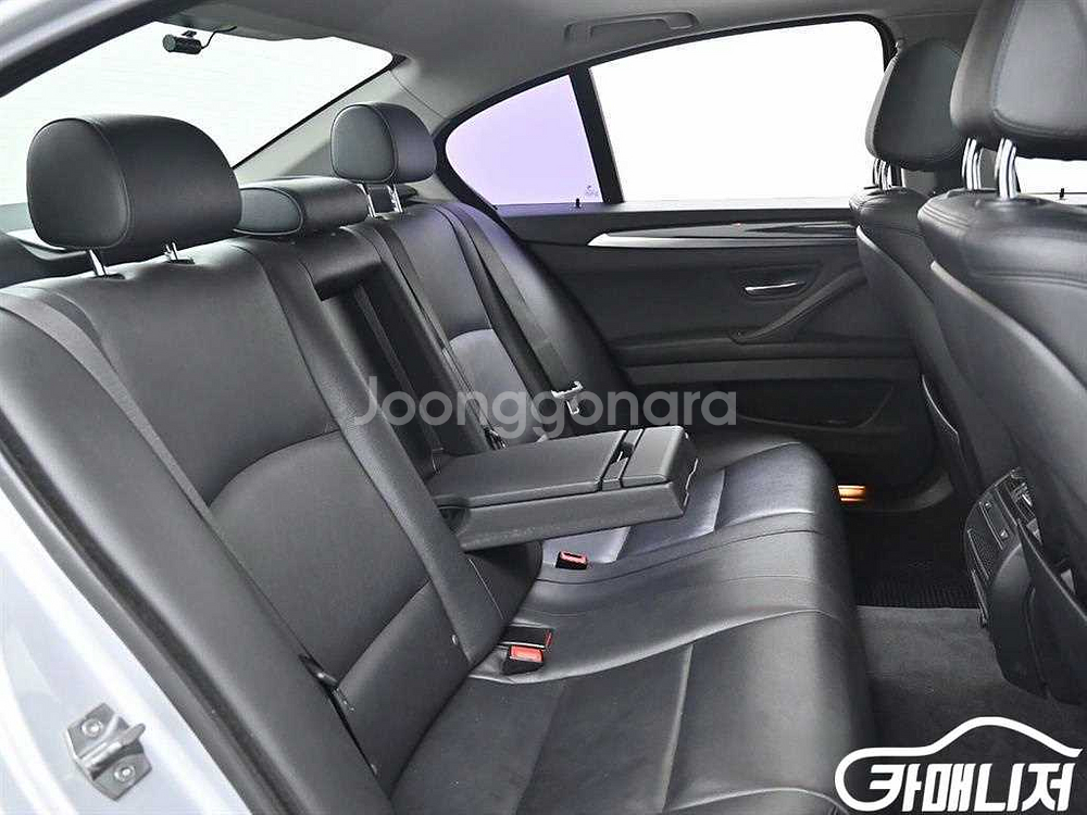 [BMW]5시리즈 (F10) 520d #앱특가--9