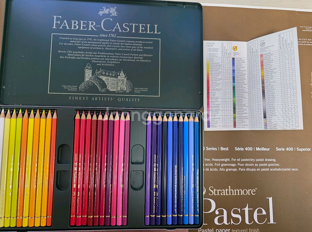 파버카스텔전문가용 60색입니다--5