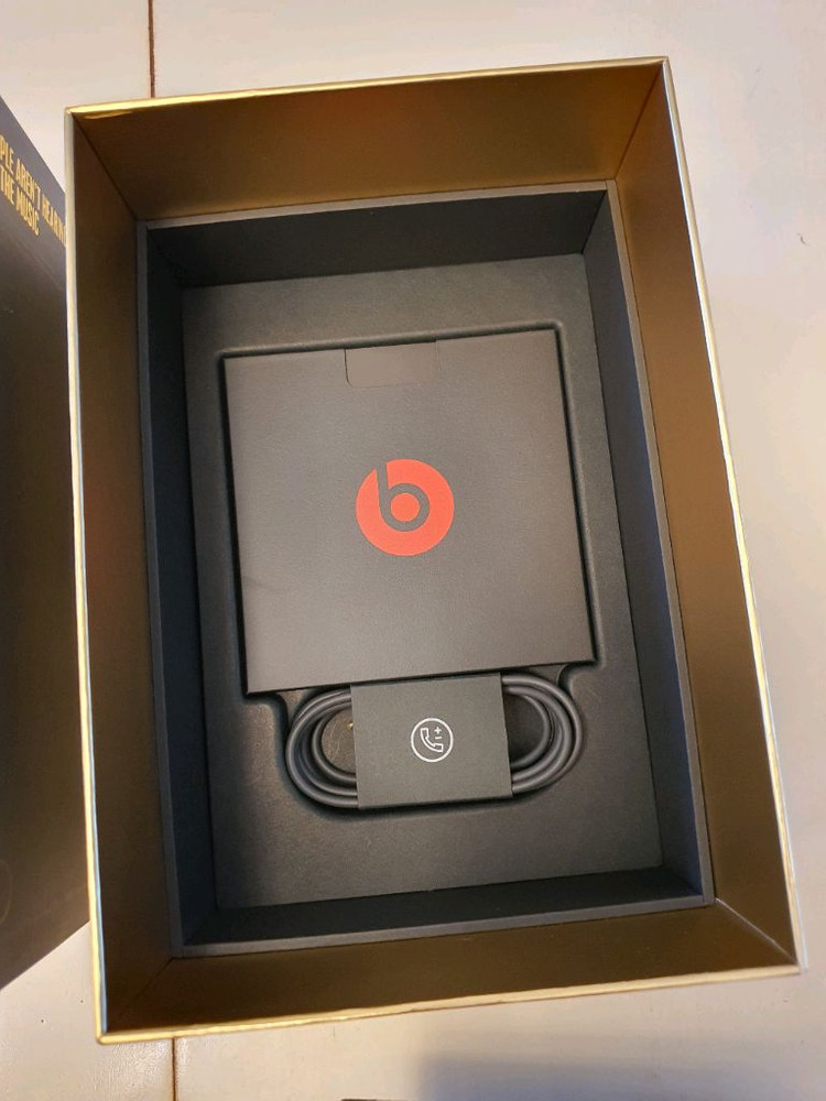 비츠 스튜디오3 쉐도우 그레이 (공식 센터 전체 교환 이미지