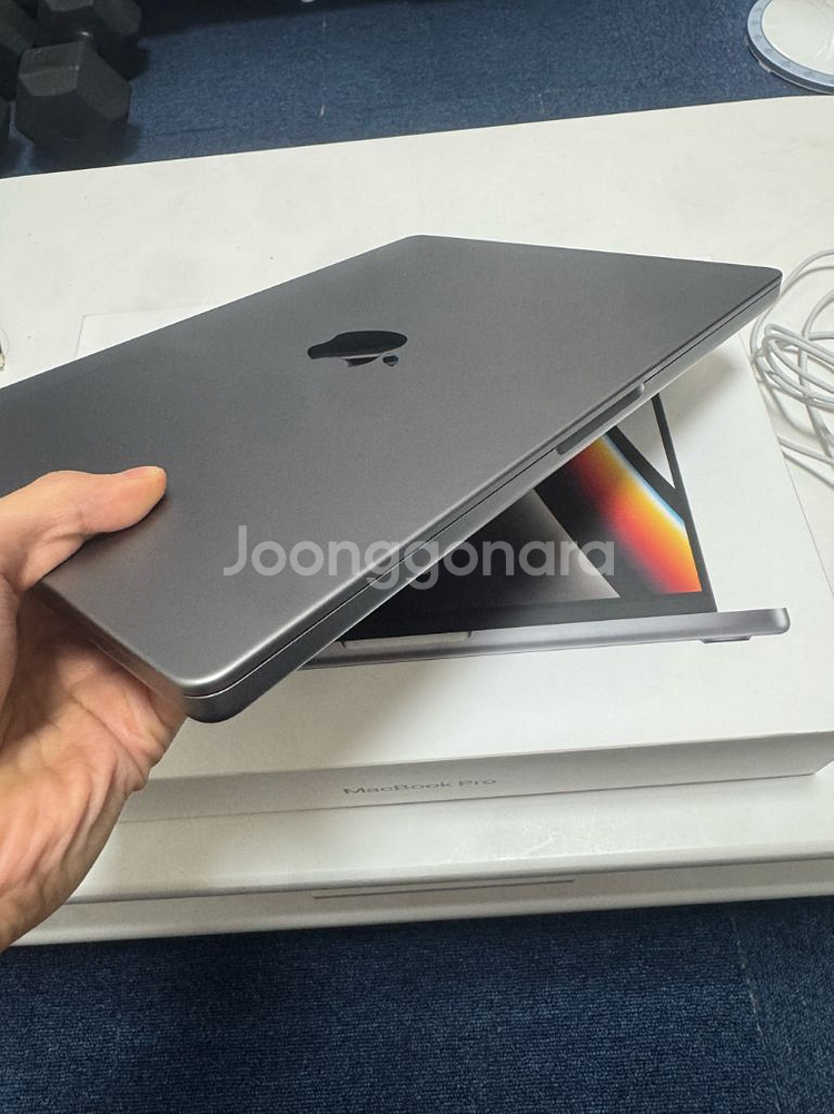 맥북 프로14 m1 pro 16gb 1T (사이클 81)--2