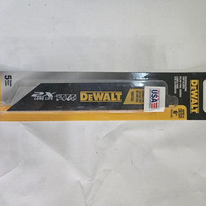 디월트 컷쏘날 DWA4186 | 150mm 금속절