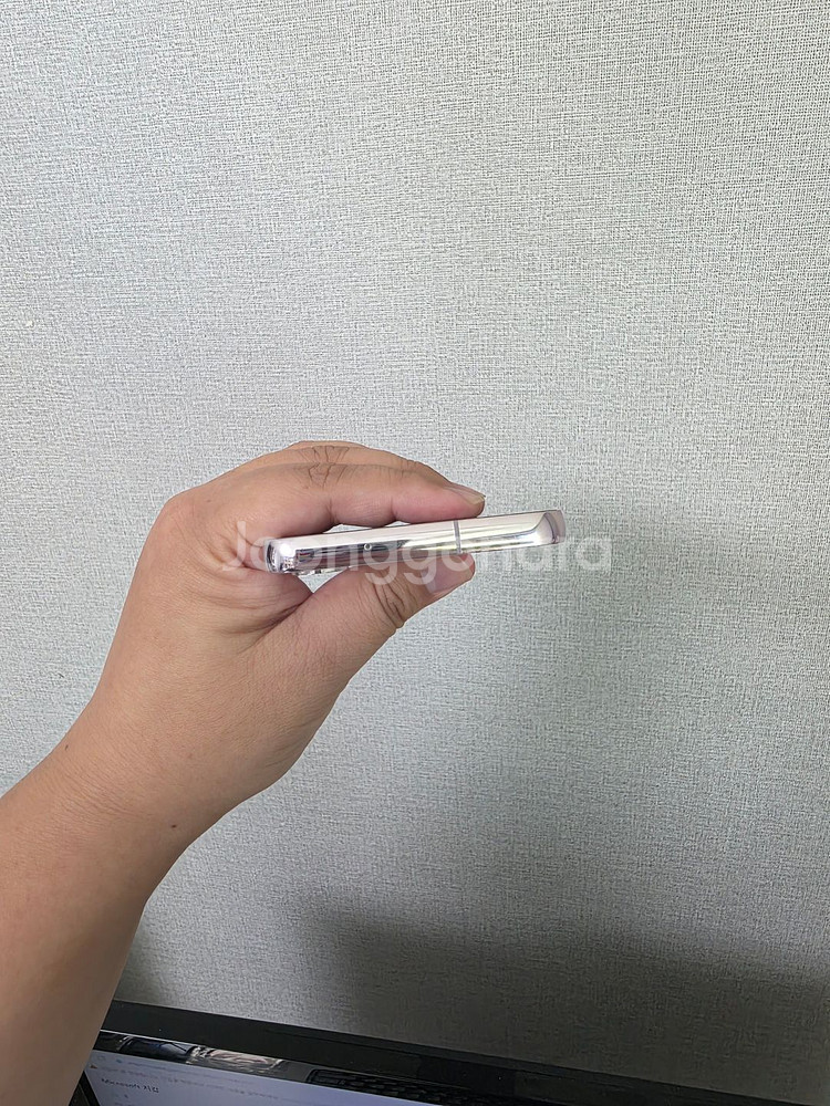 갤럭시 S23 라벤더 256기가 SS급 팔아요~--4