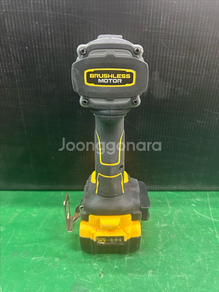 디월트 충전임팩 드라이버 DCF860배터리포함--3