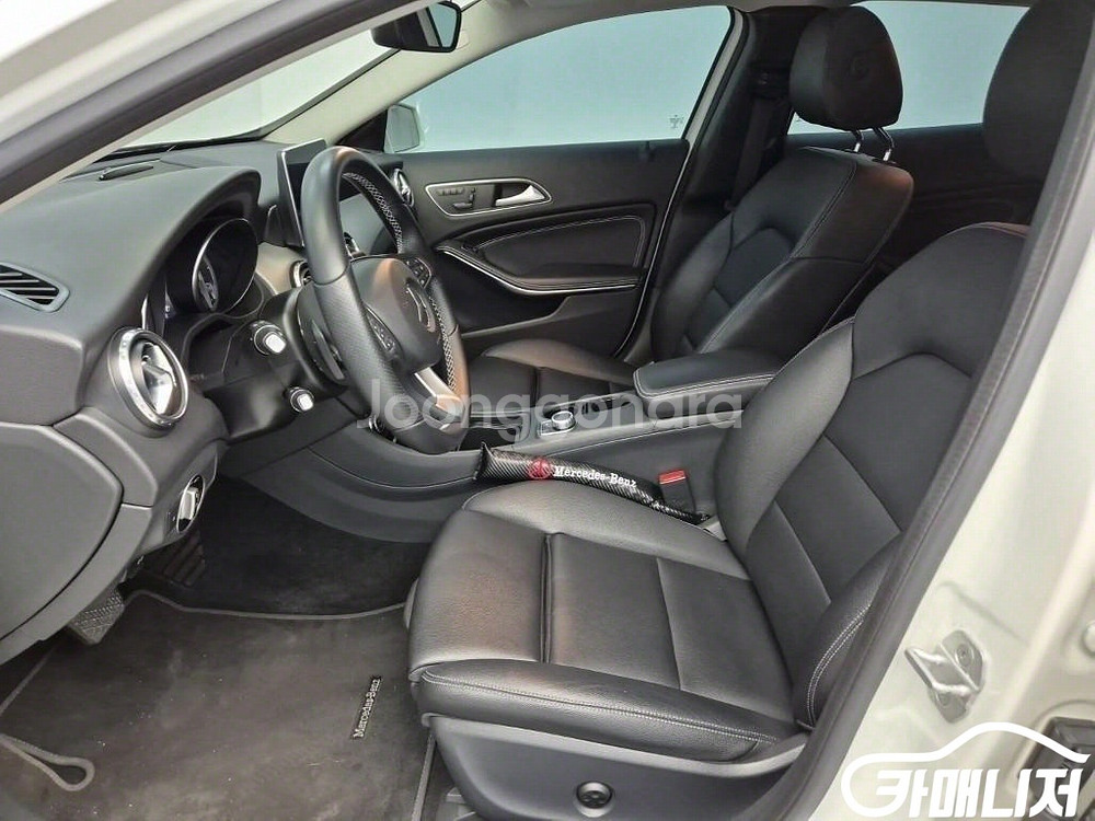 [벤츠]GLA클래스 X156 GLA200 D 4MATI--7