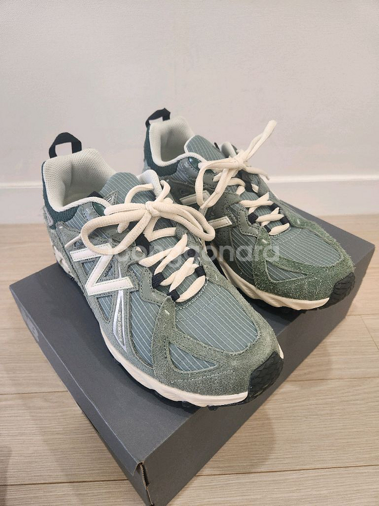 뉴발란스 610 ML610TLN 270사이즈--1