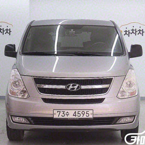 [현대]그랜드 스타렉스 12인승 왜건 CVX 럭셔리 (