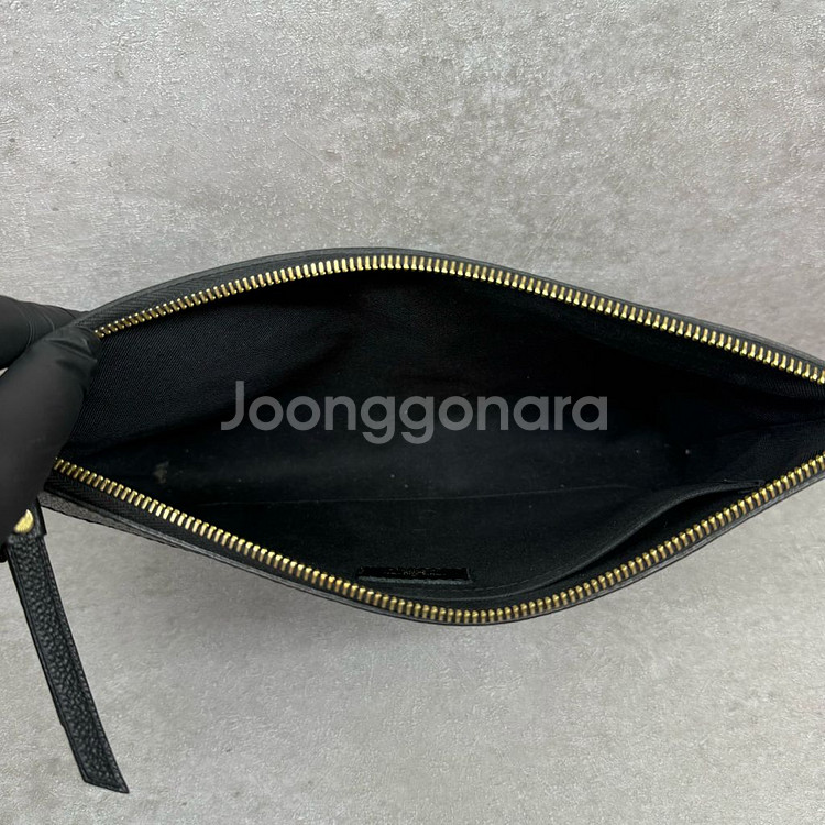 루이비통 앙프렝뜨 모노그램 데일리 클러치--7
