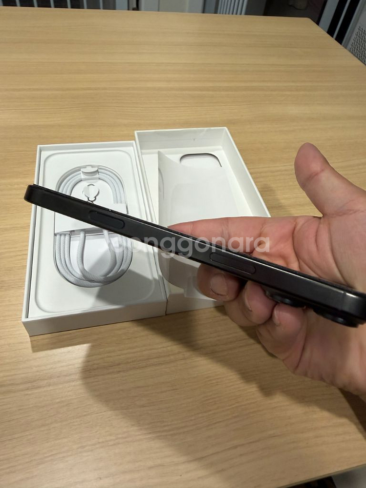 iPhone 16 Pro Max 256GB 블랙티타늄--2