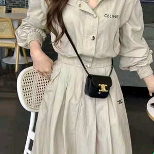 셀린느 버튼자켓 롱스커트 셋업