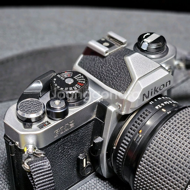 니콘 FM2 필름 카메라--1