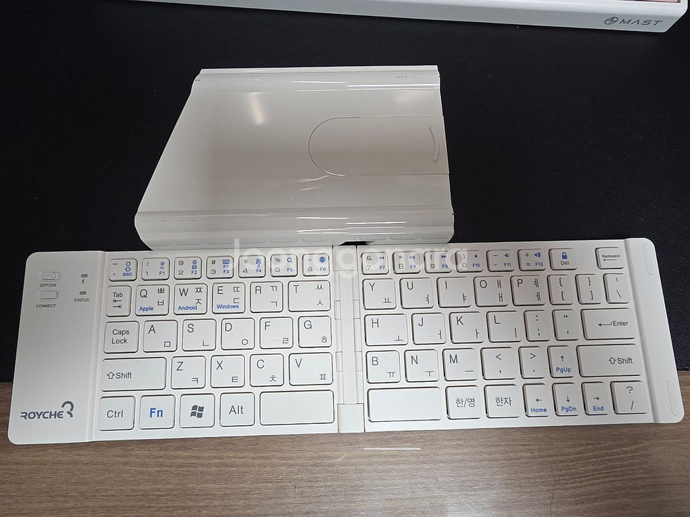 로이체 무선 접이식 휴대용 블루투스 키보드 KT6 NE--0