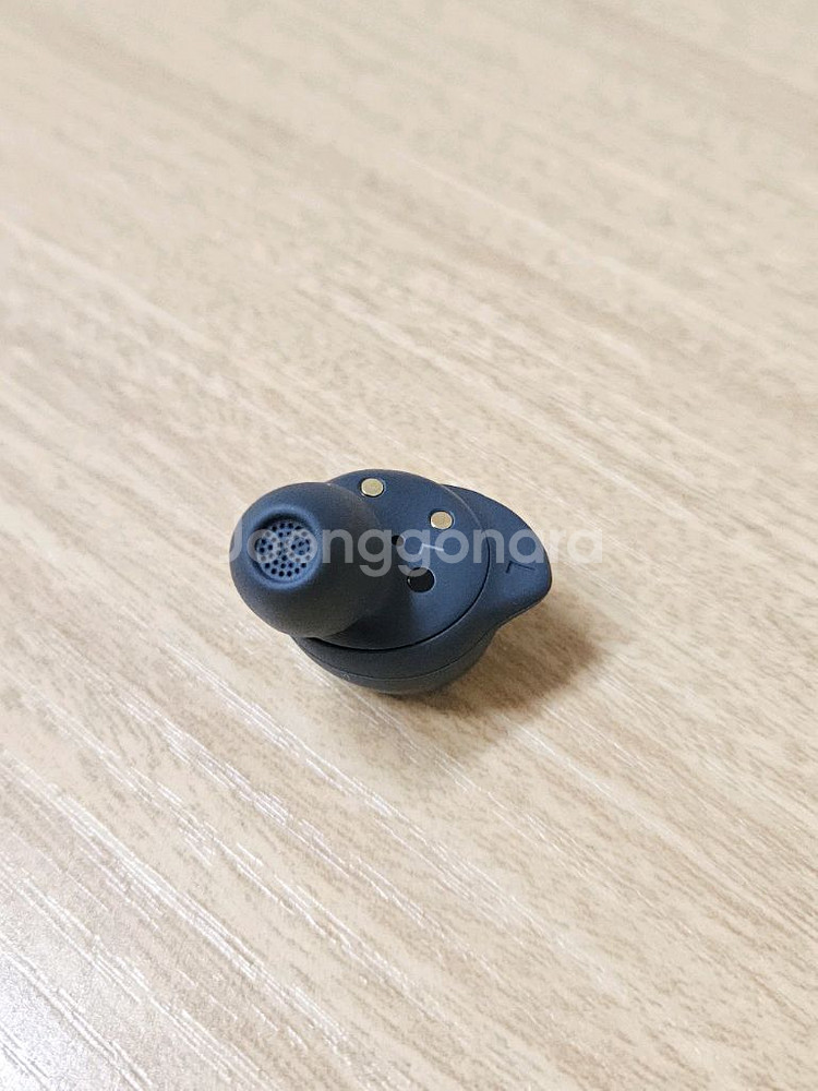 갤럭시 버즈FE 그라파이트 왼쪽 SM-R400N--1