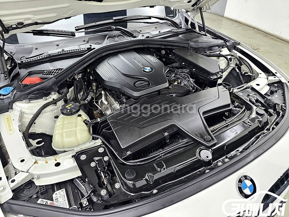 [BMW]3시리즈 (F30) 320d M 스포츠 #앱특--5