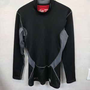 나이키 드라이핏 춘추용 프로컴벳 하이넥 기능성 긴팔 L
