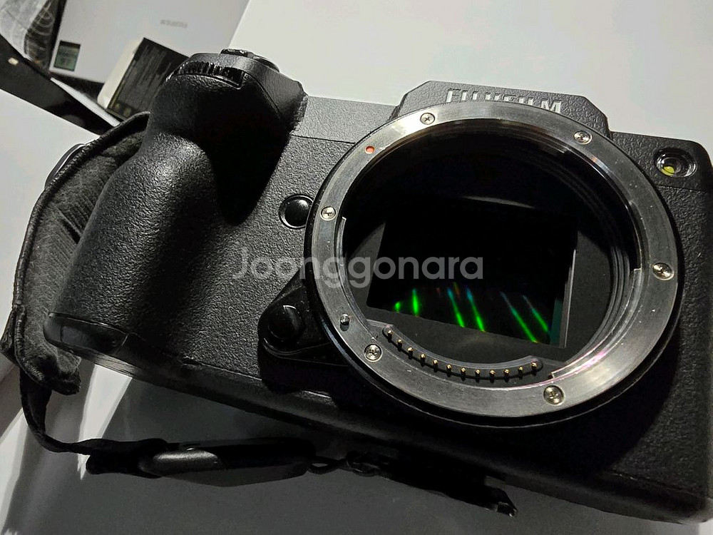 GFX100S 이 가격에도 안 팔라묜 그냥 써야겠죠--1