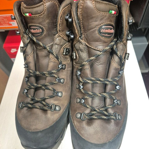 잠발란 비오즈라이트 등산화 270사이즈 판매