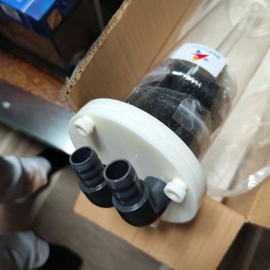 레드스타피쉬 pr100 해수용 멀티리엑터 미사용 팝니다