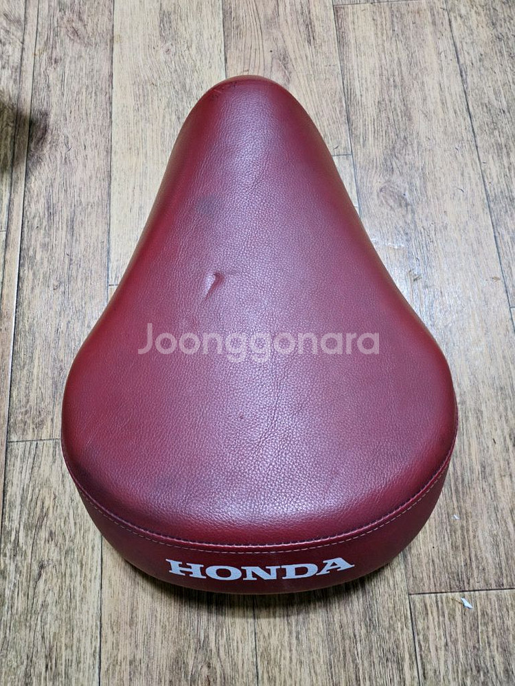 혼다 커브 c125 앞뒤시트--1
