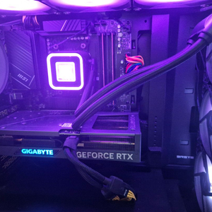 7900X3D+4070super컴퓨터 팝니다