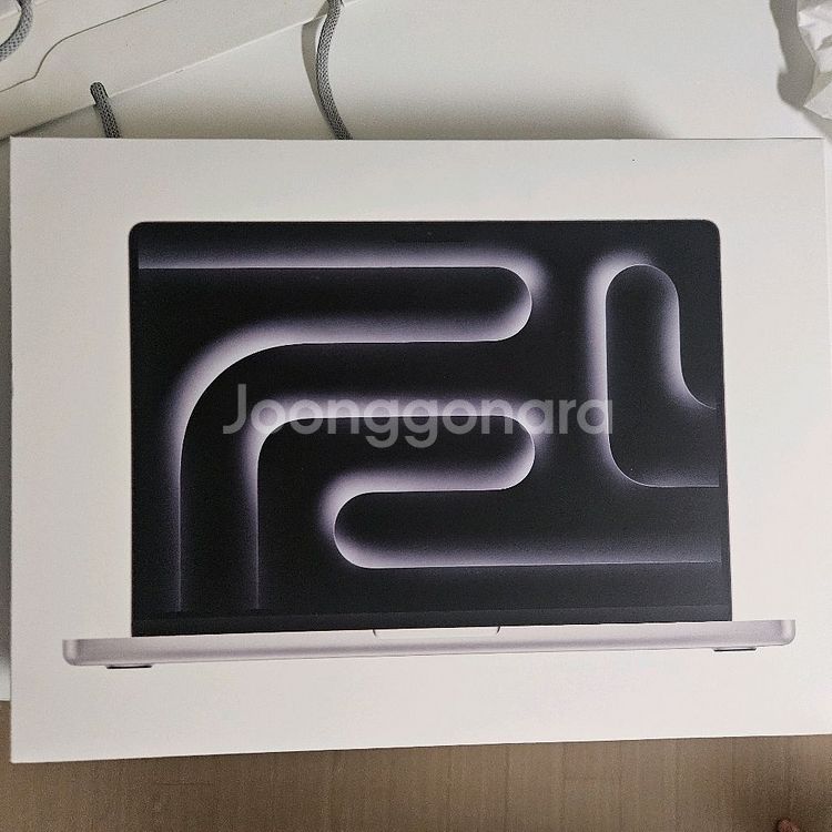 맥북 프로 m4 14 / 512g / 16g 실버--0