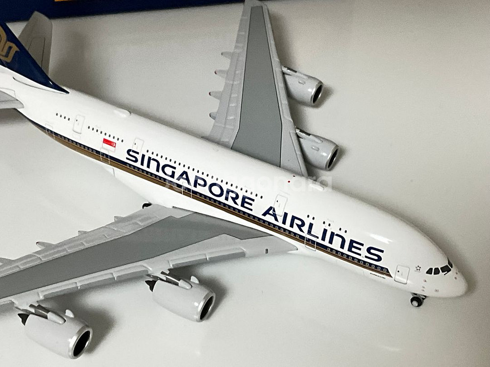 (급처)(가격인하) 1:400 다이캐스트 모형비행기--2