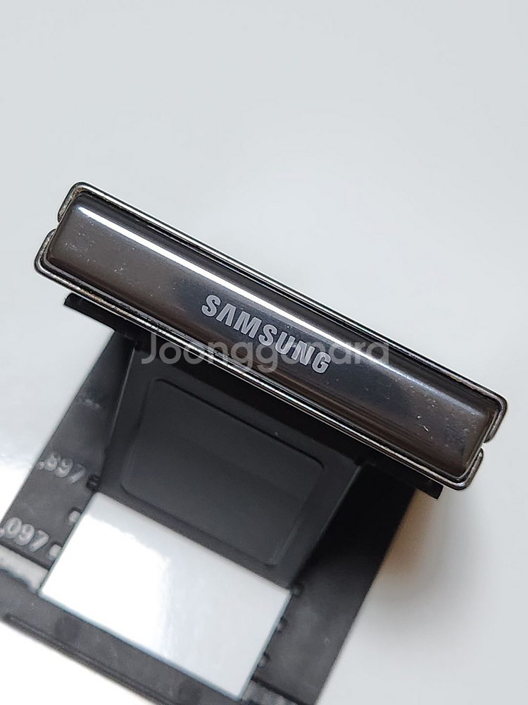 갤럭시Z플립5 512G 무잔상 블랙 55927--5