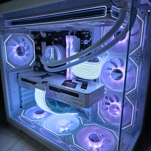 라이젠5 9600X RTX5070 화이트본체
