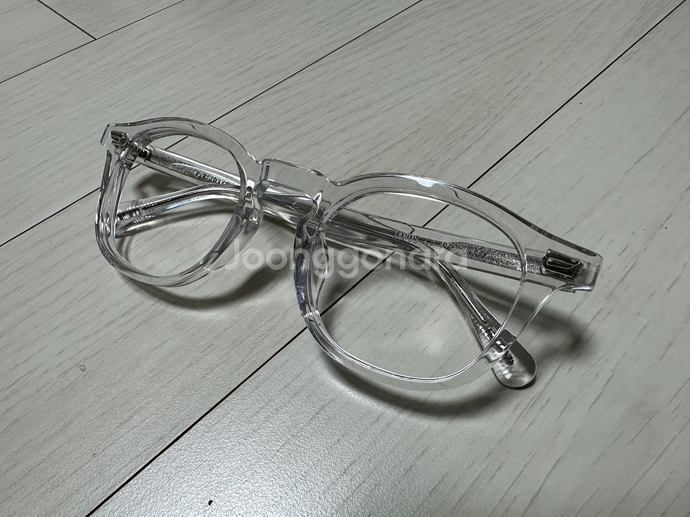 아세테이트 아넬 투명 안경 팝니다.--0