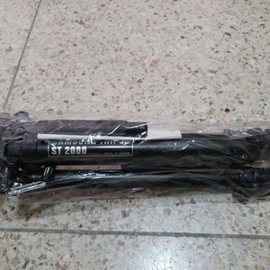 삼성 카메라 삼각대 ST200