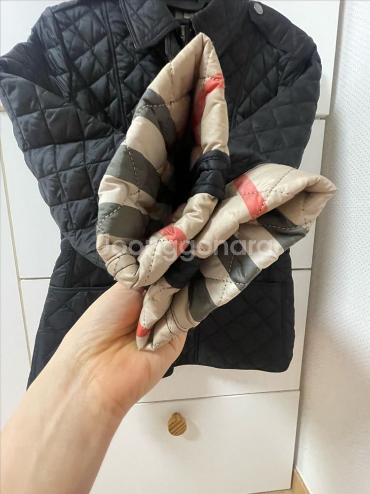 버버리 퀼팅 자켓 블랙 S사이즈 정품--1
