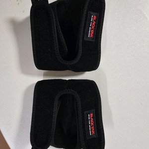 블랙야크 무릎보호대