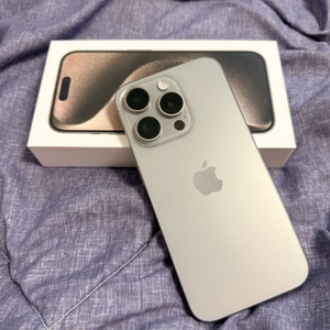 아이폰15pro 네추럴티타늄 256GB 자급제 급처