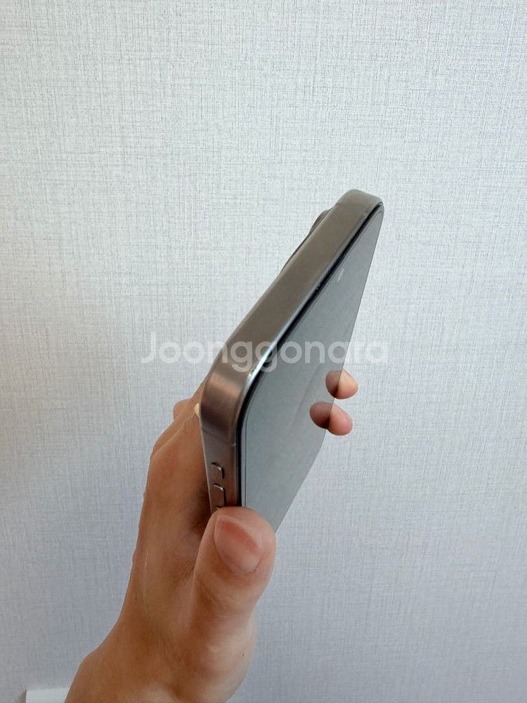 아이폰15pro 네추럴티타늄 256GB 자급제 급처--5