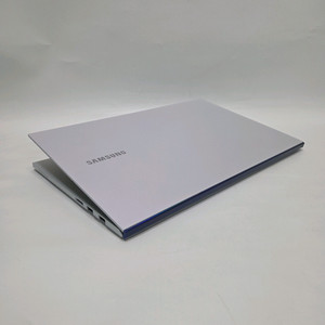 삼성 중고 노트북 이온 i5 슬림/초경량/SSD/윈11