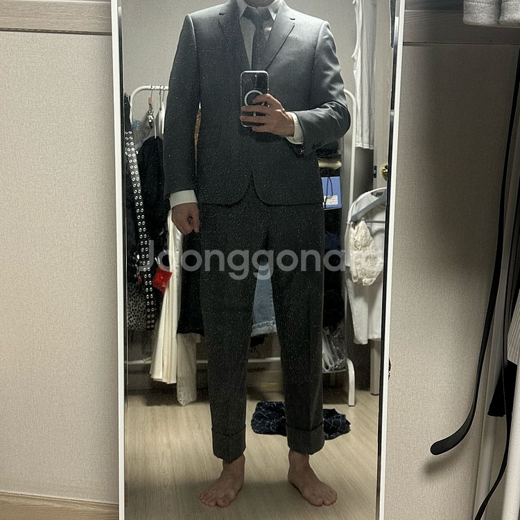 미드그레이 톰브라운 수트+톰브셔츠+타이--1