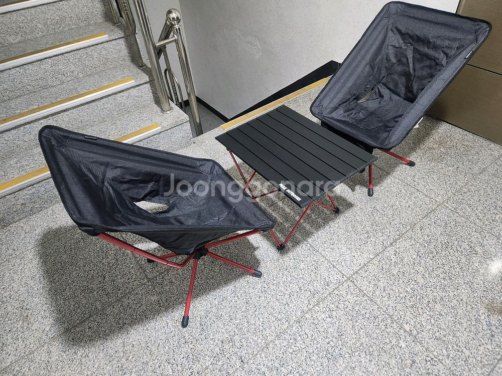 피크아웃도어 컴팩라이트 캠핑 체어테이블 세트--2