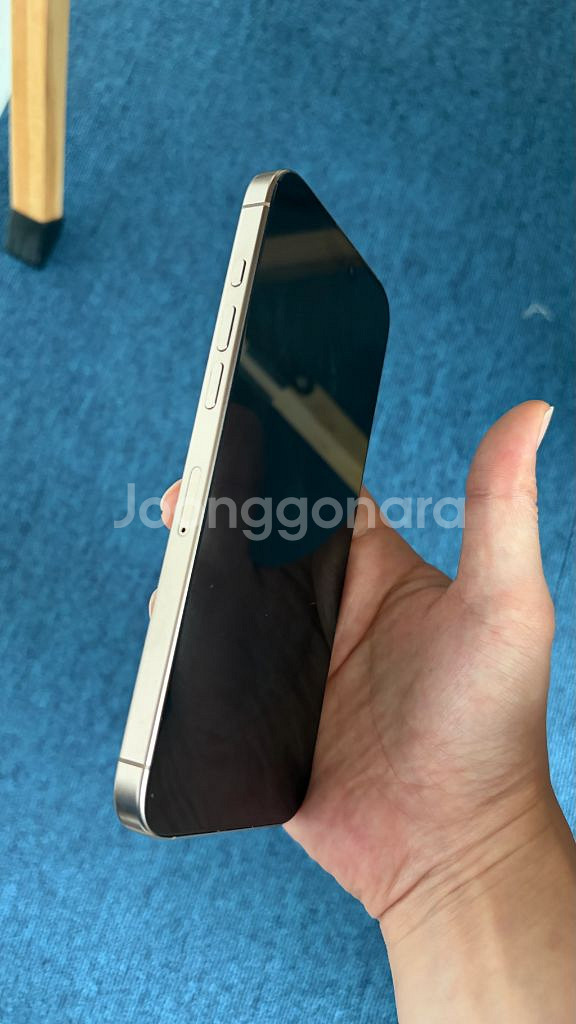 아이폰16프로맥스 256GB 데저트티타늄--3