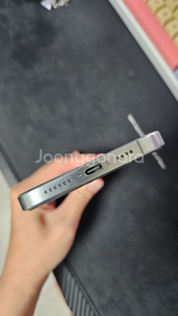 아이폰 16프로맥스 256gb--4