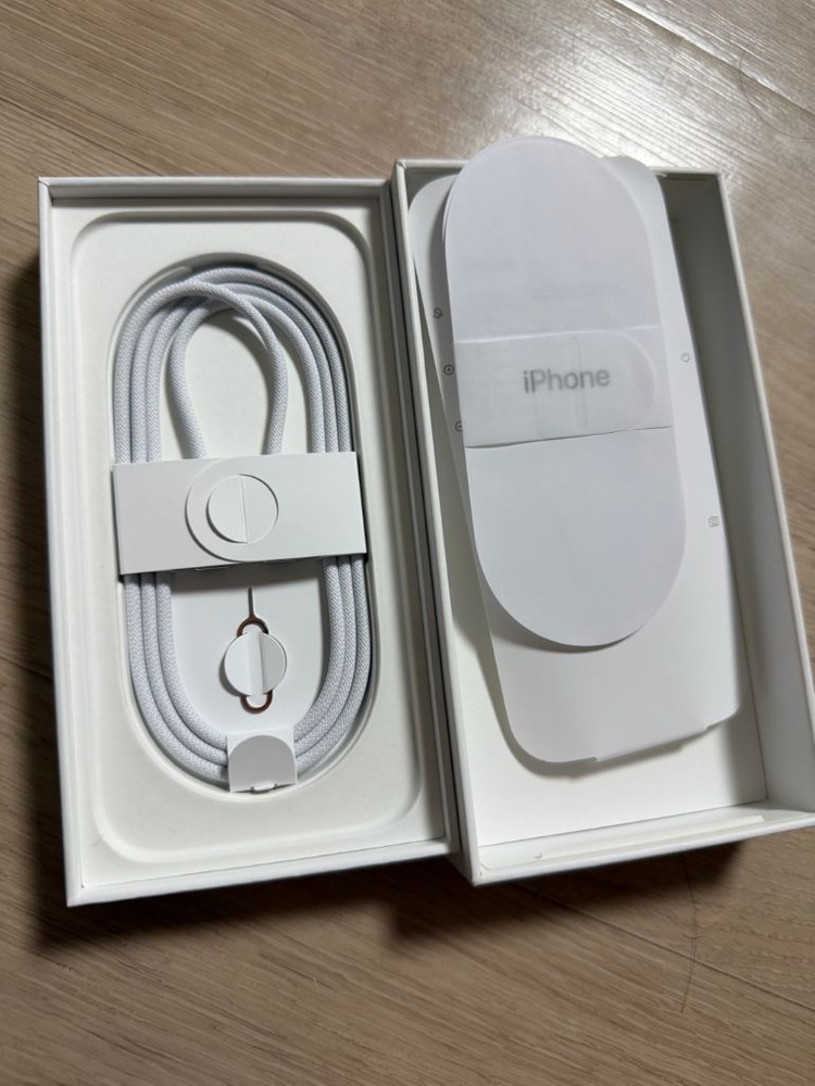 아이폰 16 프로 128 기가 저장소 데저트 티타늄--9