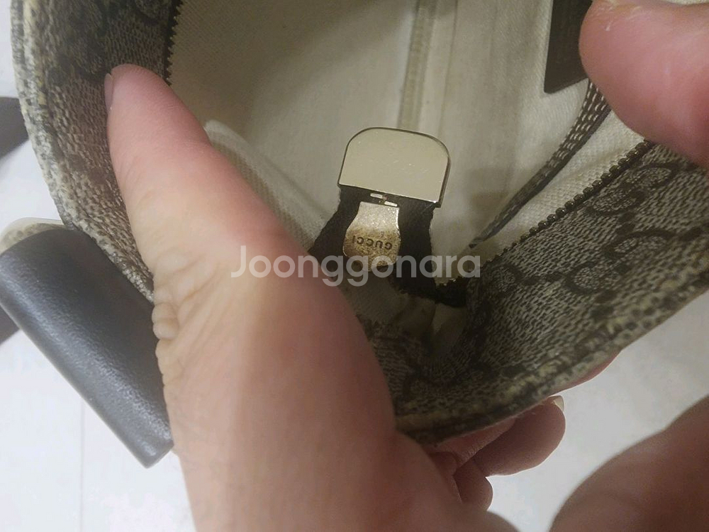 남녀공용 구찌크로스 정품 백화점구매 핸드폰지갑 차키등등--7