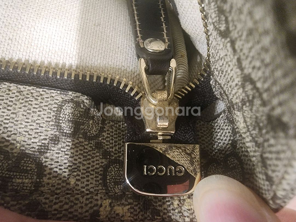 남녀공용 구찌크로스 정품 백화점구매 핸드폰지갑 차키등등--9