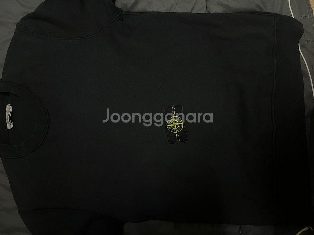 스톤아일랜드 맨투맨 검정 L사이즈--0