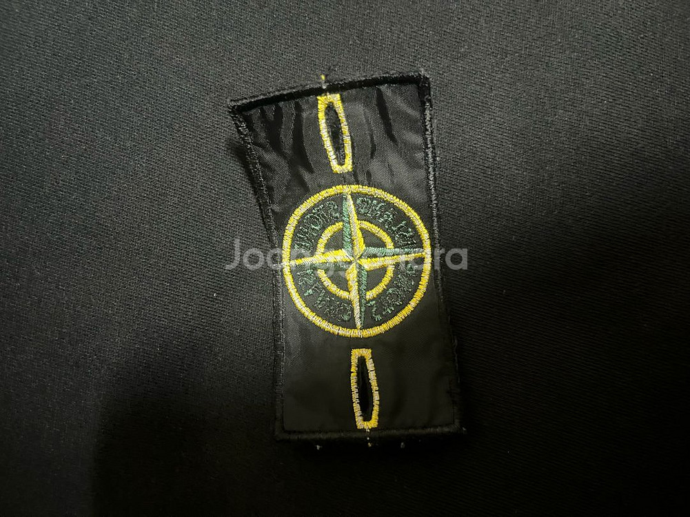 스톤아일랜드 맨투맨 검정 L사이즈--2