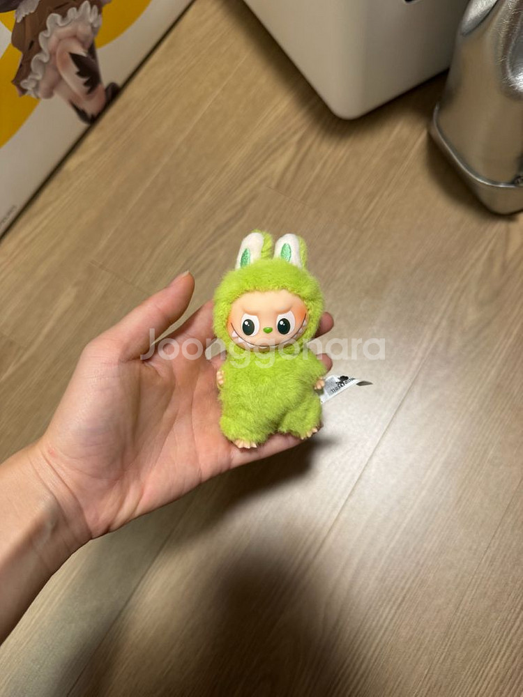 라부부 미니 키링 알파벳(V) 판매합니다--0