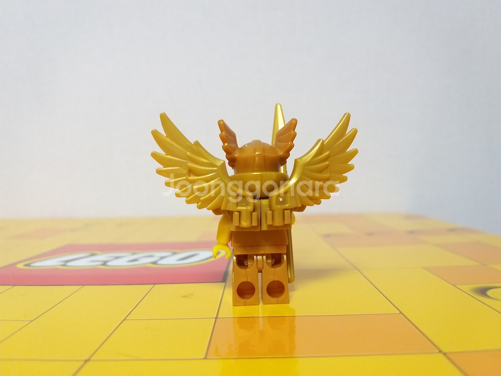 레고 71011 미니피규어 시즌 15 황금 전사--1