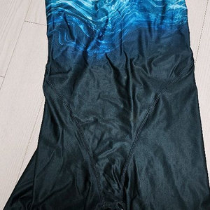배럴 3부 여성 수영복