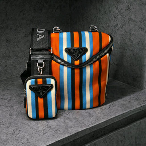 프라다 블랙 삼각로고 스트라이프 듀오 메신저백 크로스백