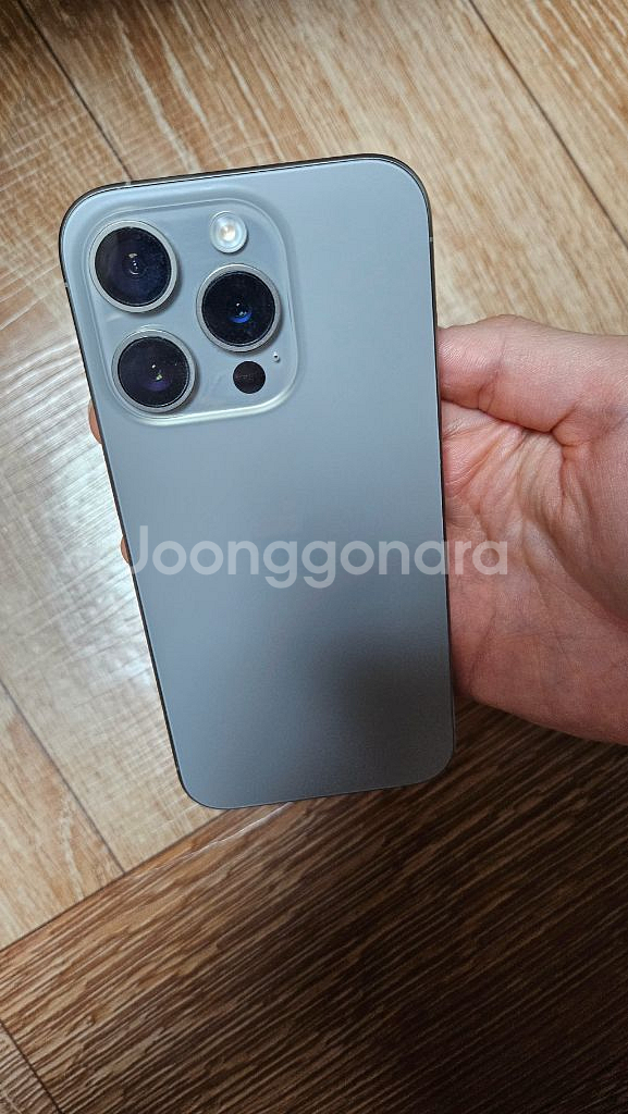 아이폰 15프로 256기가 티타늄그레이--1